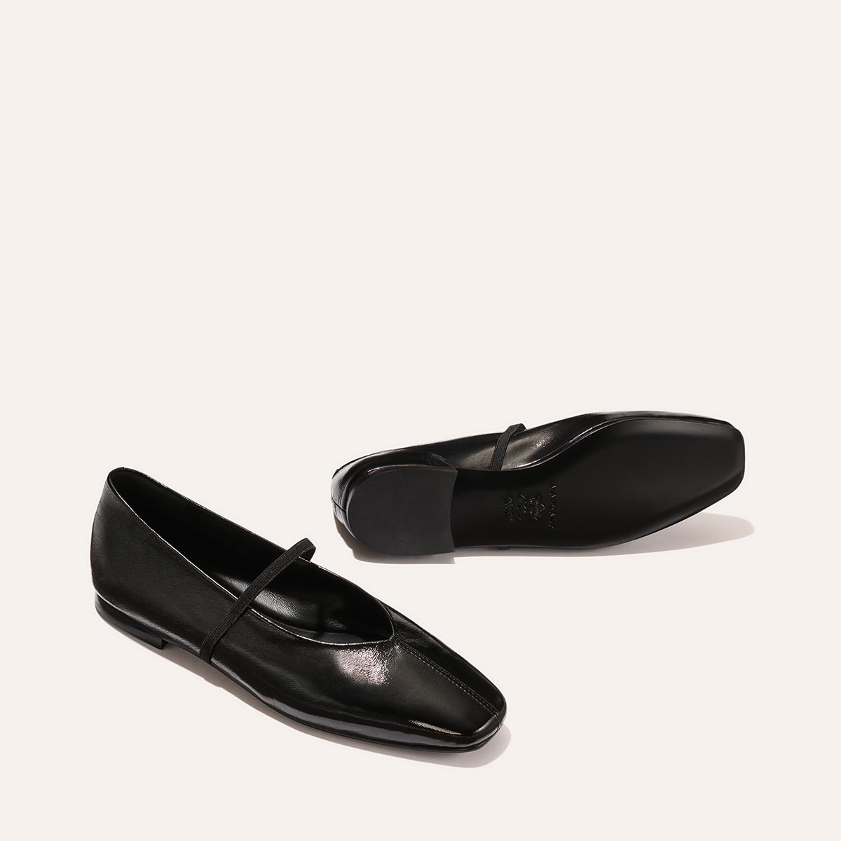 The Phoebe - Black Crinkle-Gloss Nappa