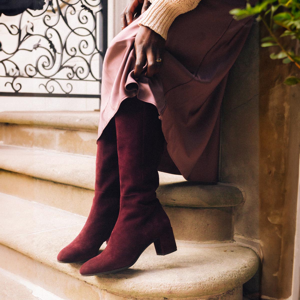 Burgundy boots suede on sale