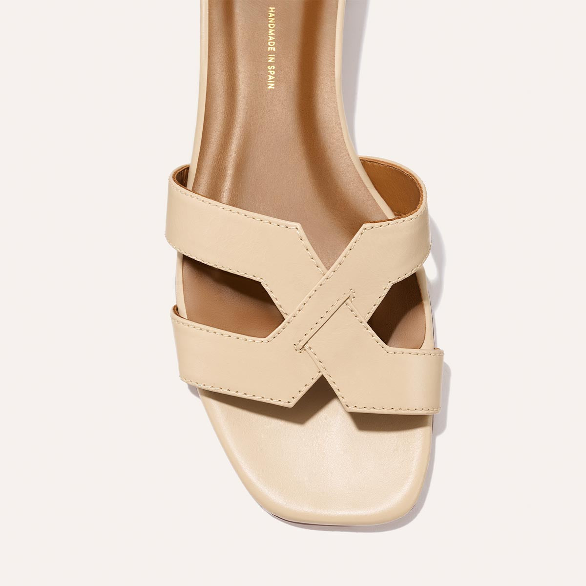 The MX 35 - Latte Calf – Margaux