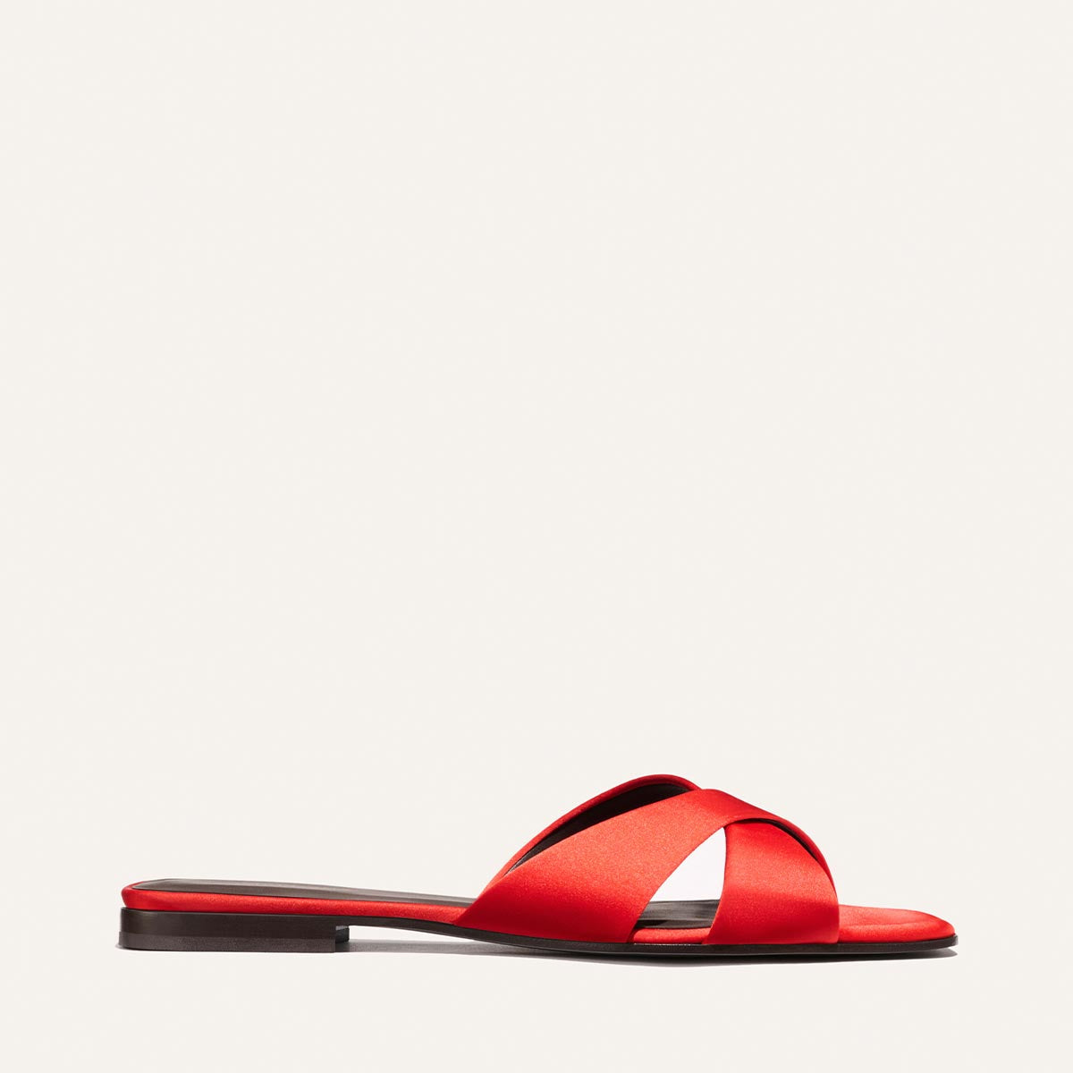 Alex Mill x Selene Flat Sandal Poppy Satin